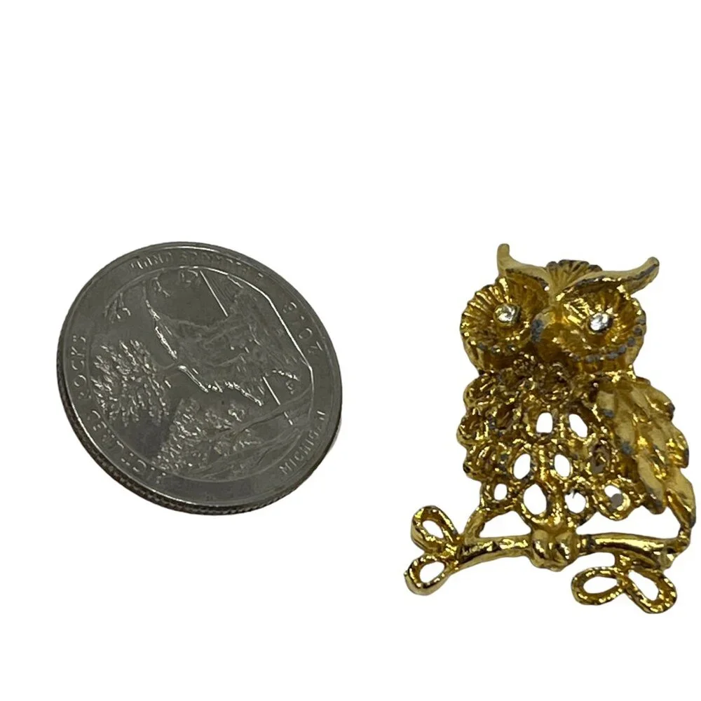 Owl Brooch Clear‎ Rhinestone Eyes Filigree Gold Tone Vintage Pin